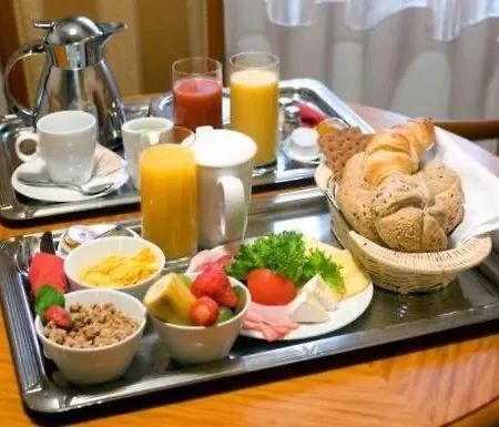 Aparthotel Little Britain Aparthotel Sauna&Daily Spa Hen&Stag Do 2*